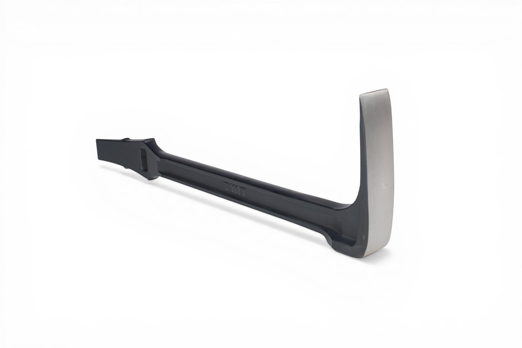 Fire Maul Tools 18" black oxide finish steel pry bar with 1.5" adz and prying claw.