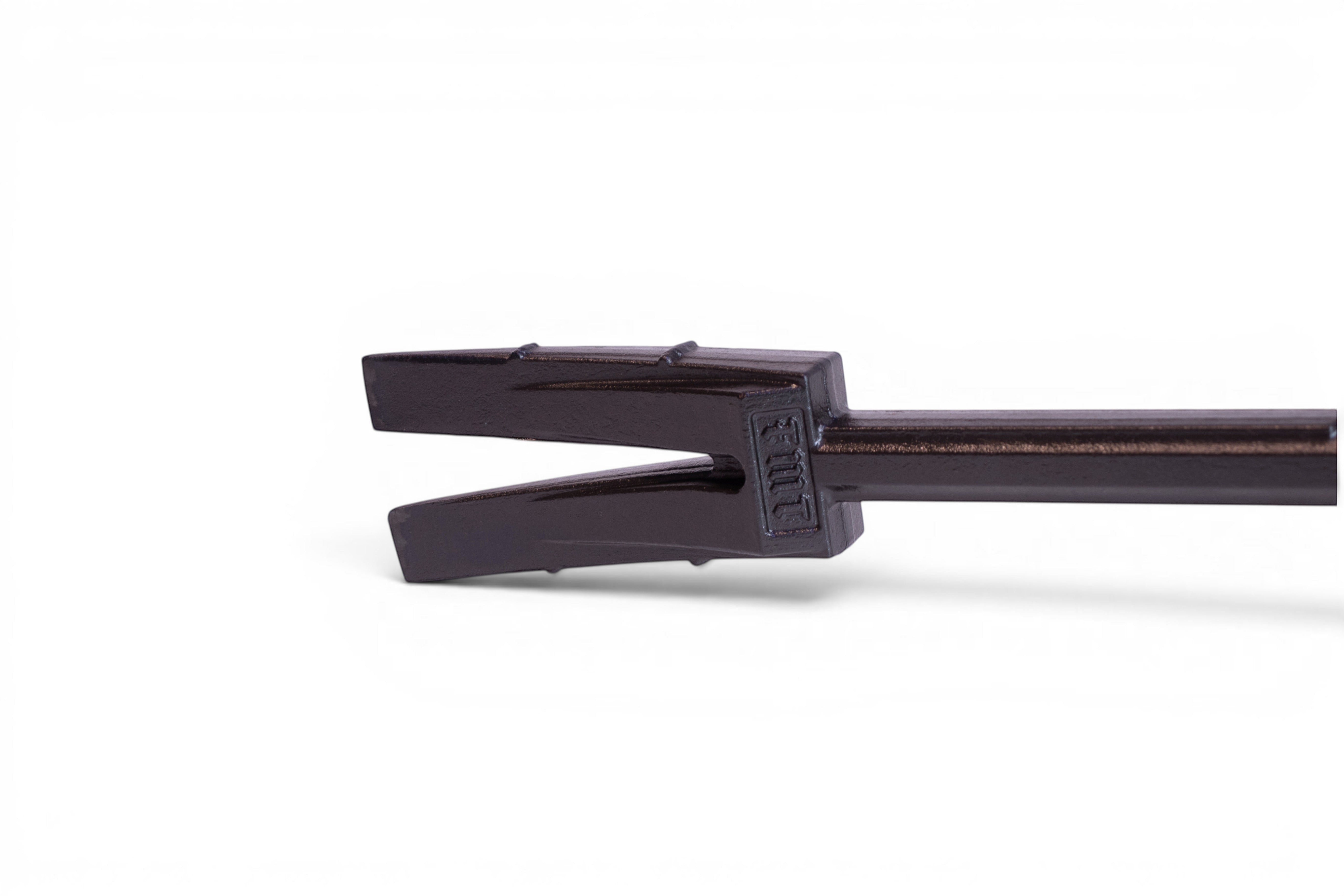 Fire Maul Tools Chicago Kelly halligan bar featuring forged 4140 steel with a black oxide finish and tapered fork ends.